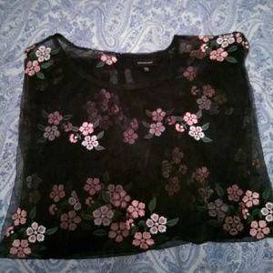 🖤🖤Bnwt what to wear sheer flower blouse size XXL